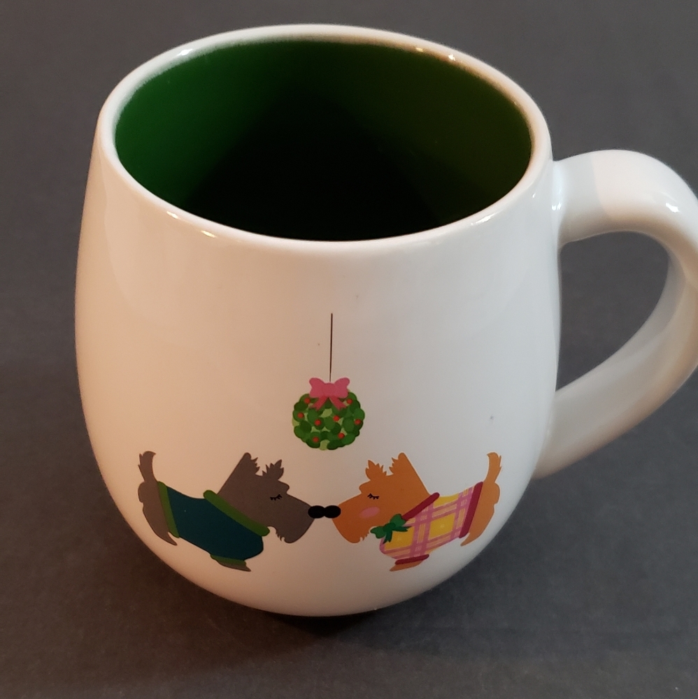 Caribou Coffee Mistletoe Kisses Mug 2018 - Picture 2 of 10
